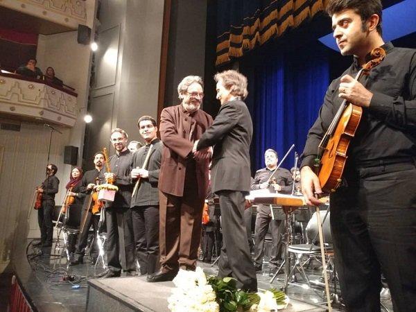 حسین علیزاده: موسیقی ایرانی را خواننده محور نموده اند