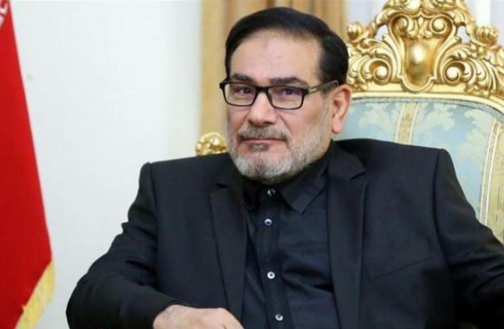 خبرنگاران شمخانی: پرچم ایران از همت وغیرت مجاهدان استوار خبرنگاران شمخانی: پرچم ایران از همت وغیرت مجاهدان استوار مانده است